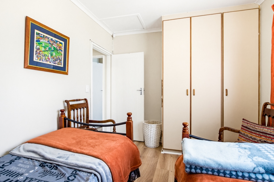 2 Bedroom Property for Sale in The Crest Western Cape